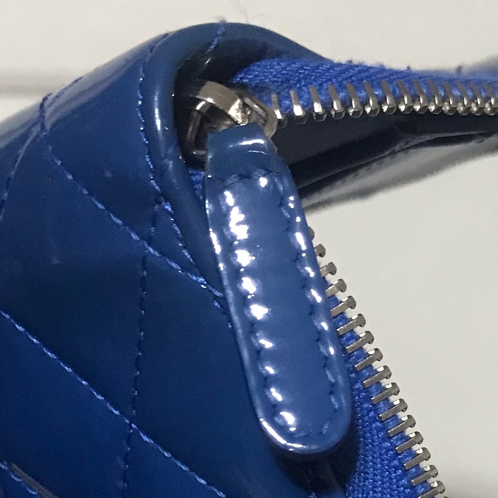 π ELECTRIC BLUE QUILTED LEATHER CHANEL ZIP AROUND ZIPPY LARGE ORGANIZER WALLET - Picture 11 of 12
